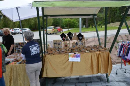 Poklon raznolikosti naravne in kulturne dediščine pod Uršljo goro na Festivalu solzic